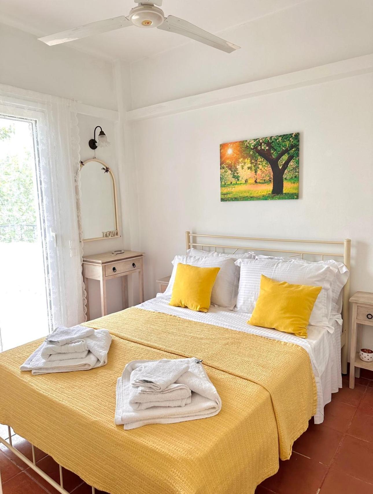 Verde E Mare Villa & Apartment Циливи Экстерьер фото
